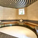 Sleek One-bedroom With A Panoramic View Daire Saint Julian's