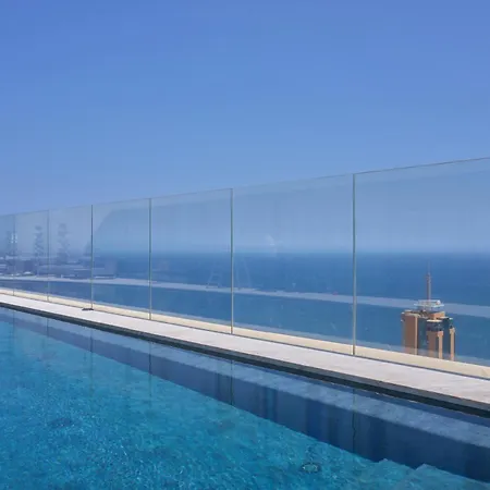 Sleek One-bedroom With A Panoramic View * San Ġiljan