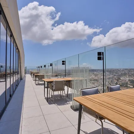 Apartman Sleek One-bedroom With A Panoramic View San Ġiljan