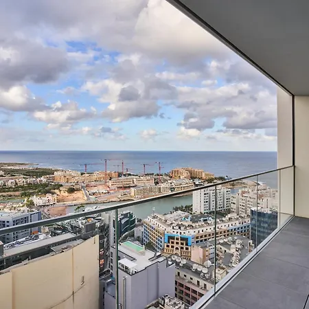Sleek One-bedroom With A Panoramic View