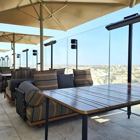 Daire Sleek One-bedroom With A Panoramic View Saint Julian's
