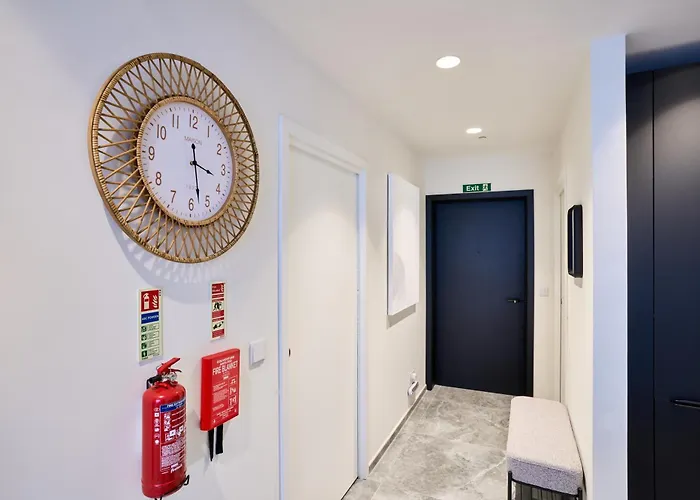 Appartement Sleek One-bedroom With A Panoramic View