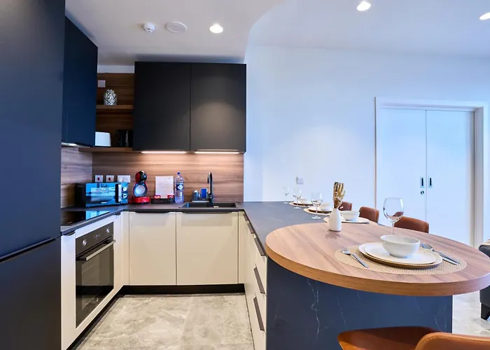 Sleek One-bedroom With A Panoramic View Appartement *