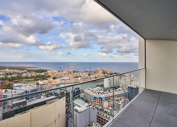 Sleek One-bedroom With A Panoramic View