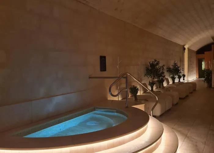 Sleek One-bedroom With A Panoramic View * San Ġiljan